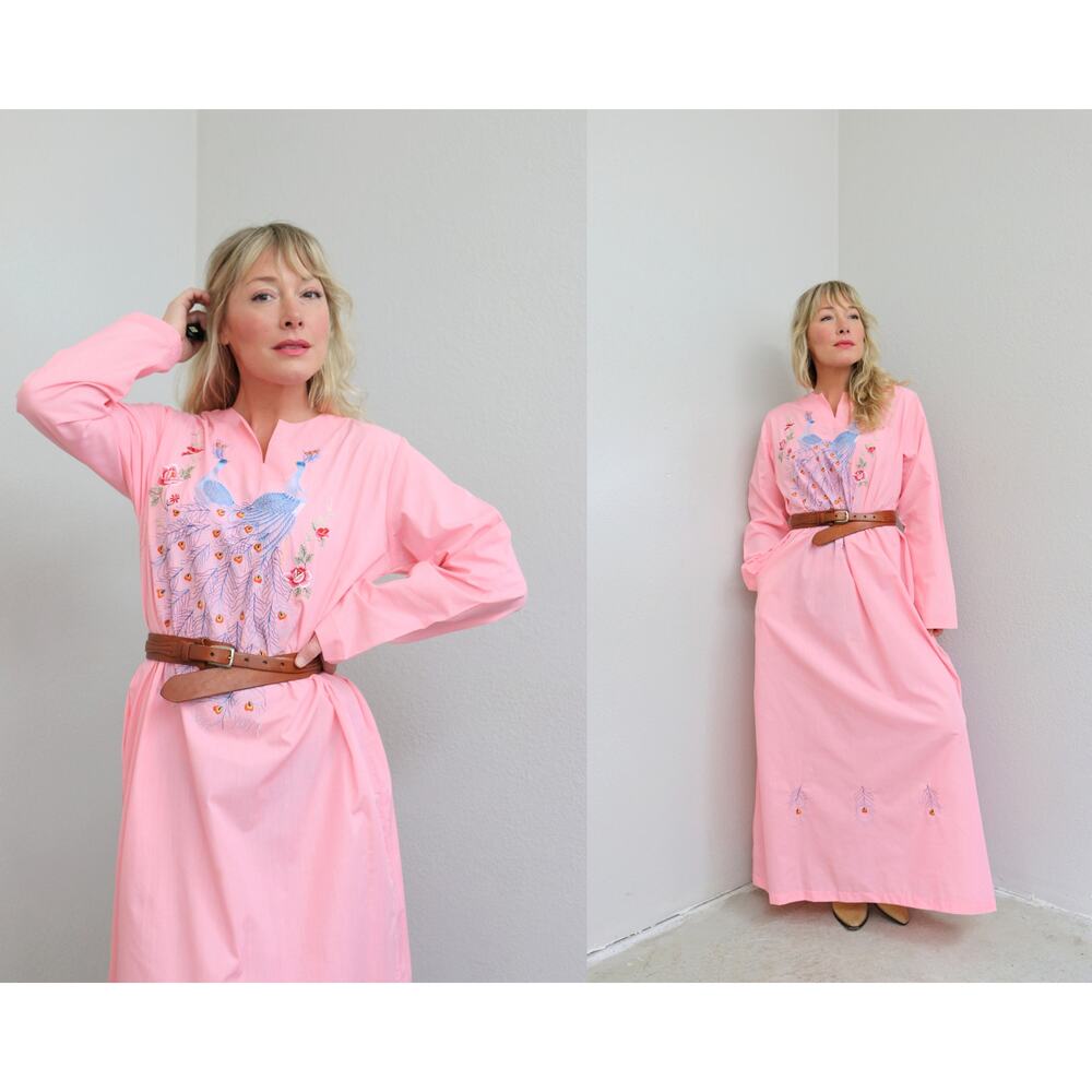 1970's Vintage Camel Chinese Peacock Embroidered Hostess Dress ~ Women's MD LG